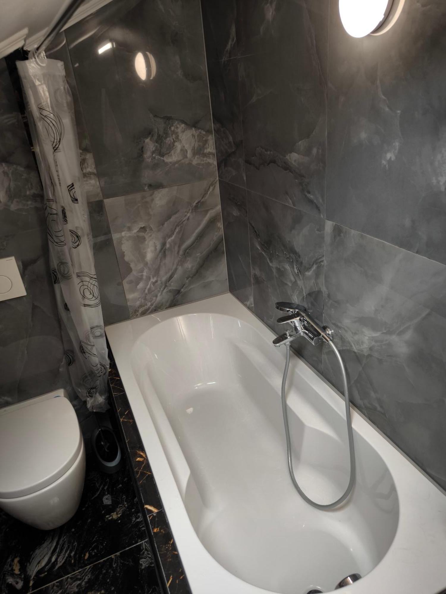 Private Guesthouse Mt Dossenheim Dış mekan fotoğraf